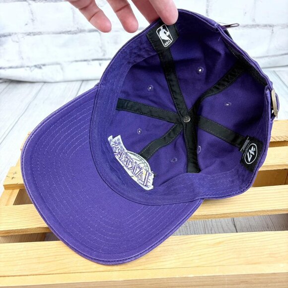 Los Angeles NBA Lakers Curved Bill Baseball Cap / Hat - Picture 7 of 8